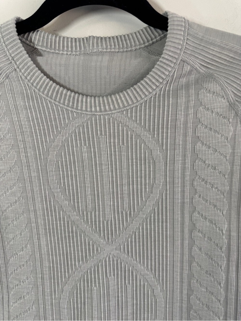 Lululemon Rest Less Pullover Knit Long Sleeve Sweater Athletic Yoga Running XS - Picture 3 of 13